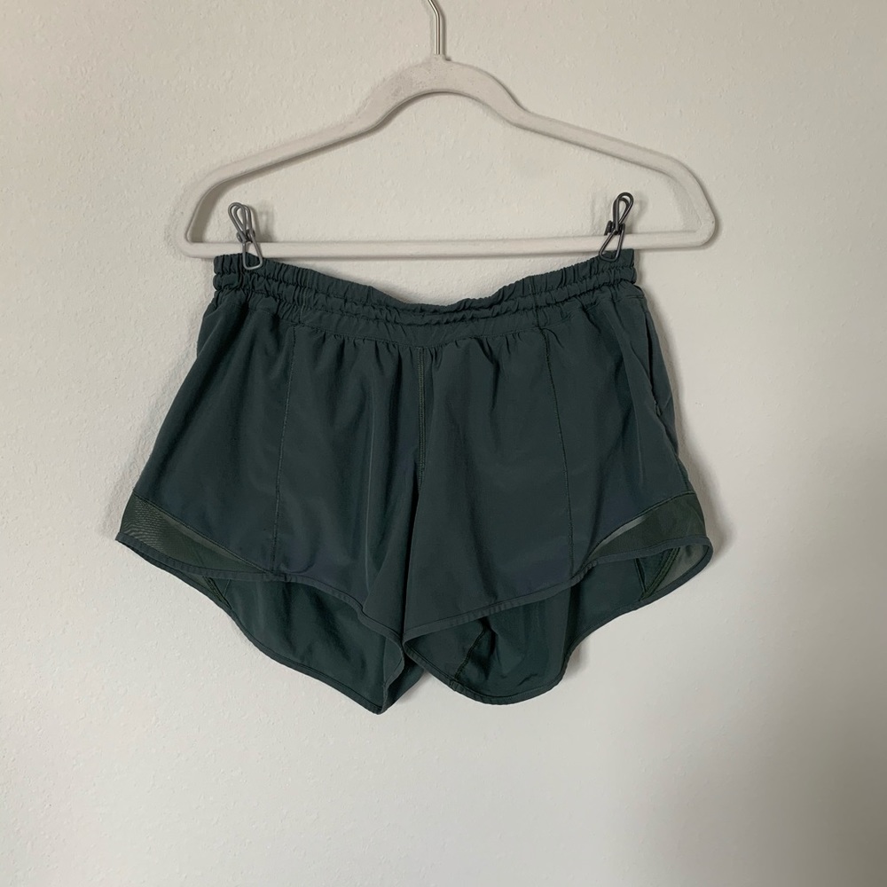 Lululemon Hotty Hot shorts